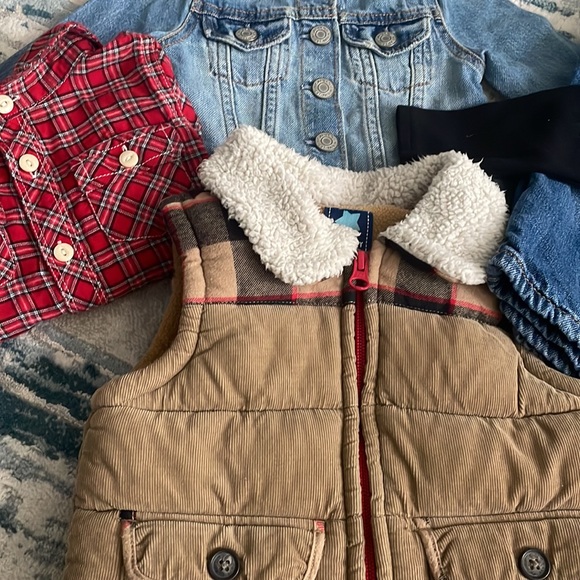 GAP 12-18M bundle - Picture 2 of 3